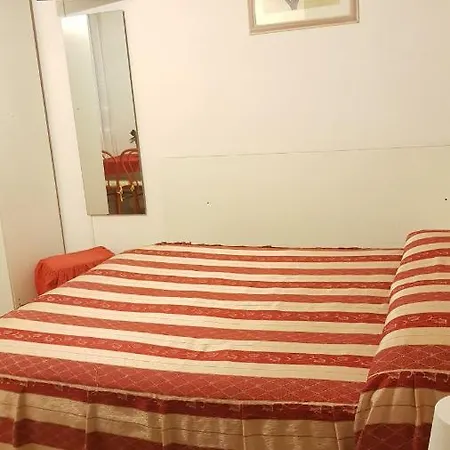 Bernardini Hotel *